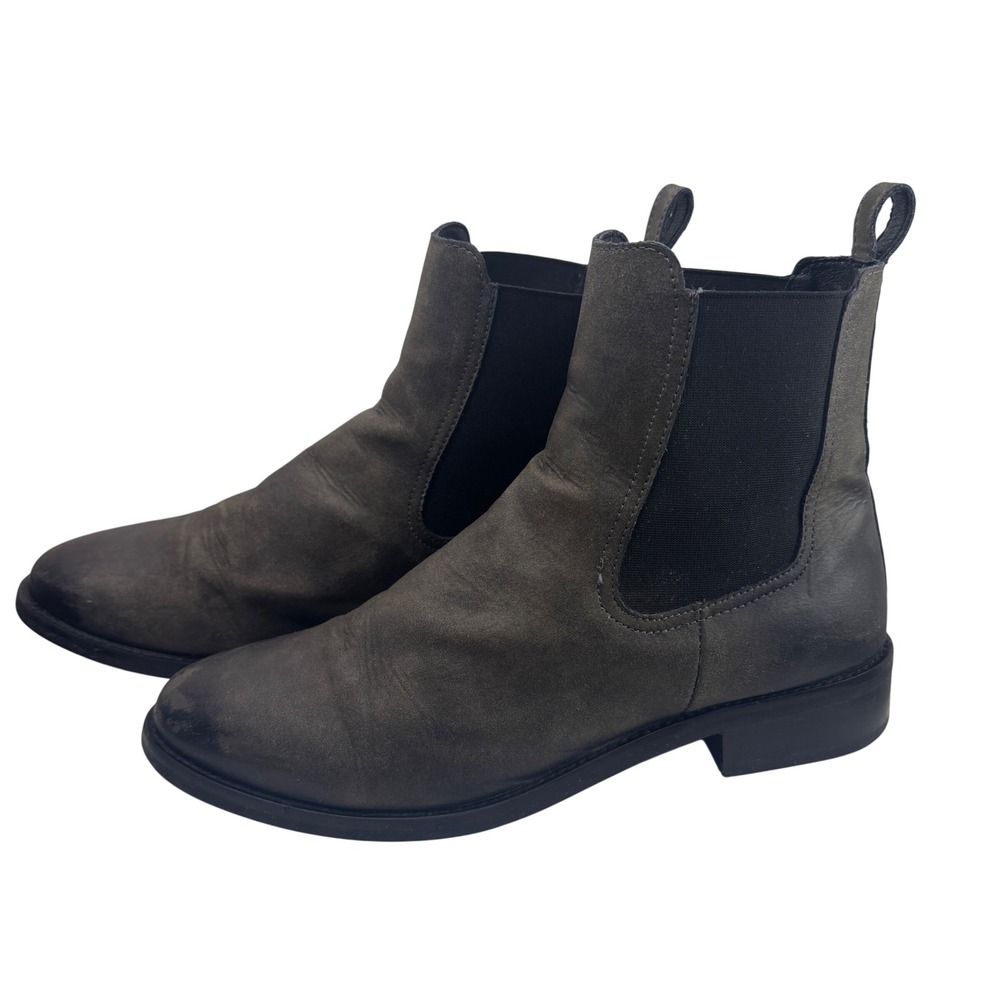 Thursday Boot Company Duchess Chelsea Boots Women's Size‎ 9 Gray Suede